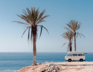 Van life au bord de la mer