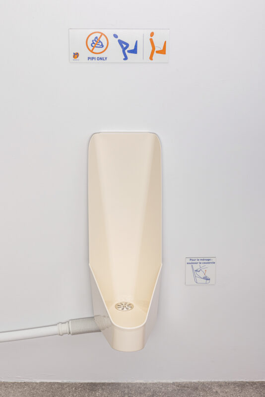 Urinoir Mixte sans eau Marcelle avec siphon sec anti odeurs sans grille